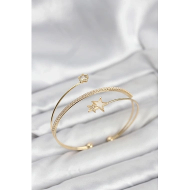 Yıldızlı Model Pirinç Gold Renk Kadın Bileklik