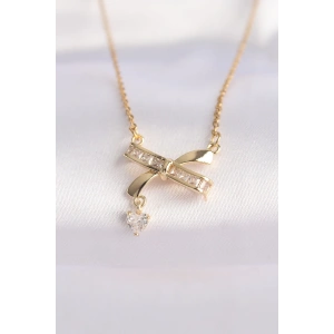 316L Çelik Zincir Altın Renk Zirkon Taşlı Kalp Detay Fiyonk Kolye