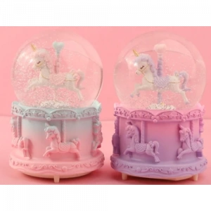 Atlı Karınca Kar Küresi Orta Boy