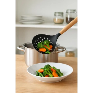 Bambu Saplı Siyah Silikon Kevgir 9×32×3 cm