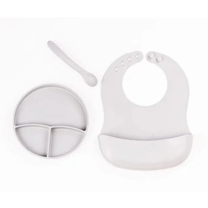 Gri 3’lü Silikon Yemek Seti – Önlük + Diş Kaşıyıcılı Kaşık + Vakumlu Tabak