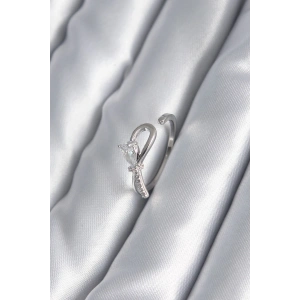 Pirinç Gümüş Renk Zirkon Taş Detay Kurdele Model Kadın Yüzük