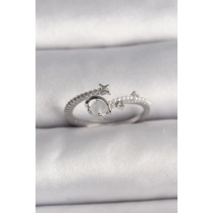 Pirinç Gümüş Renk Zirkon Taşlı Beyaz Mineli Yıldız Detay Ayarlanabilir Kadın Yüzük