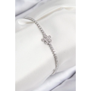 Pirinç Zirkon Taşlı Çiçek Model Gümüş Renk Kadın Bileklik