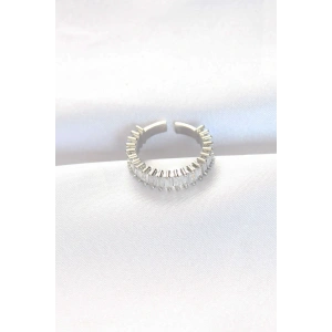 Sıralı Baget Taşlı Silver Renk Ayarlanabilir Yüzük