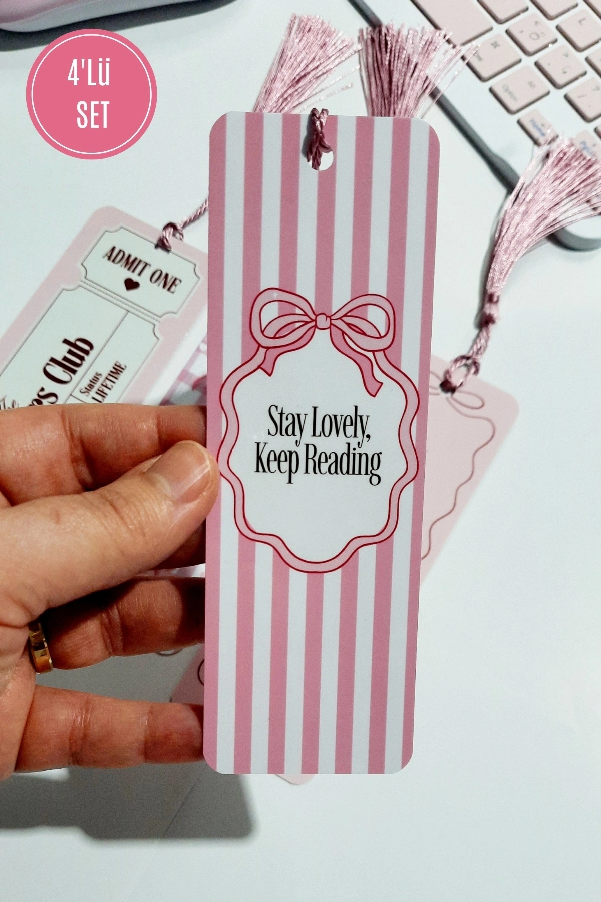 Pink Girls, Book Lovers Club, Pembe Kurdele, 4lü Püsküllü Kitap Ayracı Seti, Bookmark Pinks, Hediye