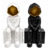 Dekoratif Polyester Oturan Astronot Biblosu Alk5302
