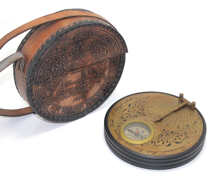 Leather Sheathed Rice Compass 15751a