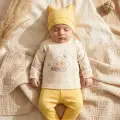 Nova Pamuklu 3’lü Bebek Takımı - 0-3 Ay Sarı Fitilli Legging, Uzay Temalı Kruvaze Üst Alt ve Bere Seti