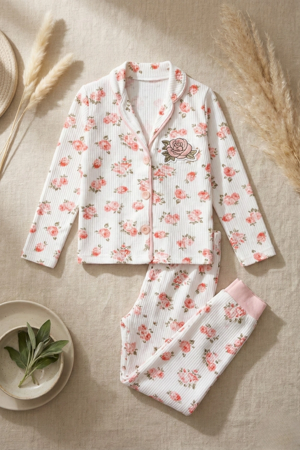 Gül Nakışlı % 100 Pamuk Kız Çocuk Pijama Takımı