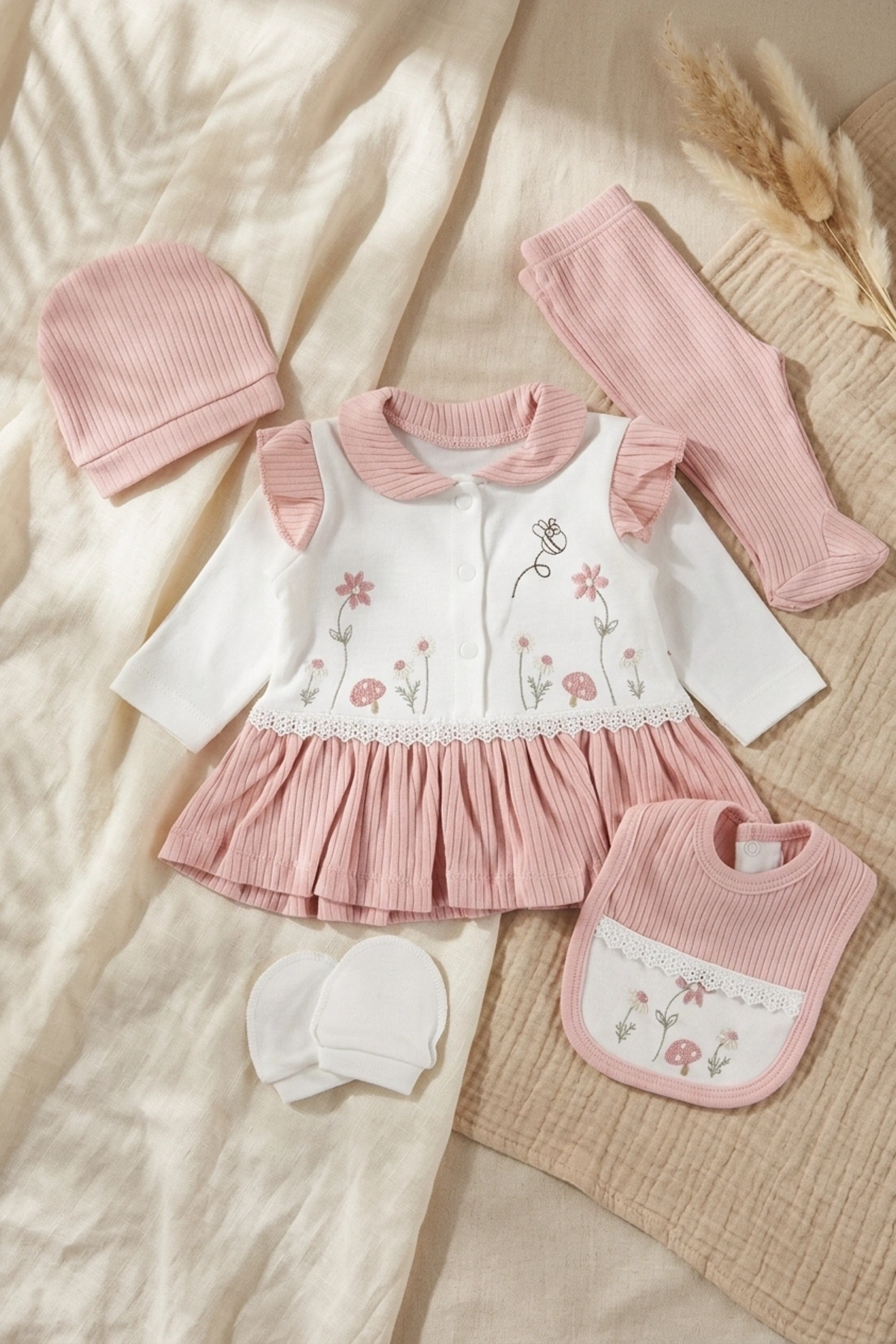 Mia Flora 5li Bebek Hastane Çıkışı - Gülkurusu Çiçek Nakışlı Ribanalı Pamuklu Bebek Seti