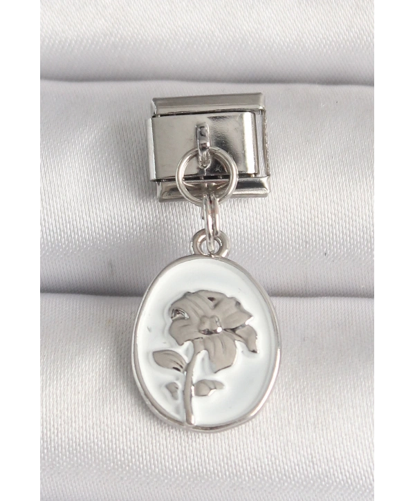 316L Çelik Gümüş Renk Çiçek İşlemeli Beyaz Portre Model Nomination Charm