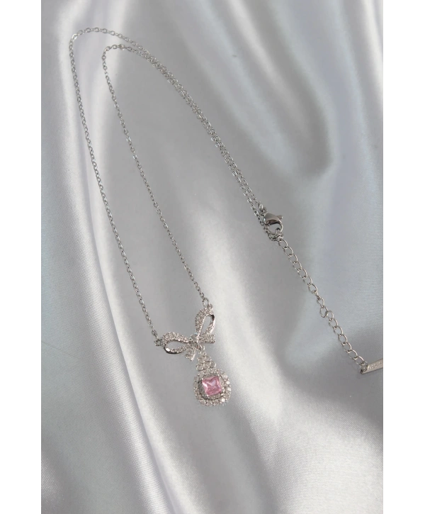 316L Çelik Gümüş Renk Fiyonk Detay Pembe Zirkon Taşlı Tektaş Kolye