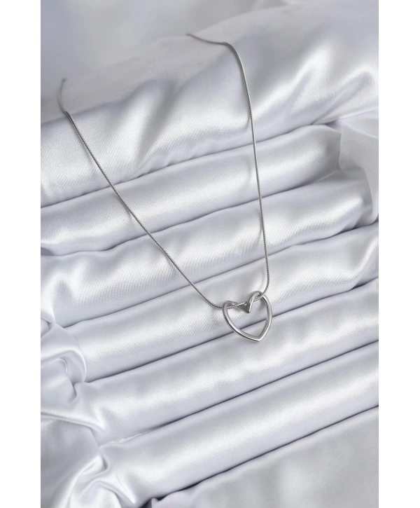 316L Çelik Gümüş Renk Kalp Model Kadın Kolye