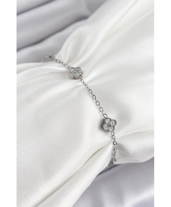 316L Çelik Yonca Model Gümüş Renk Kadın Bileklik