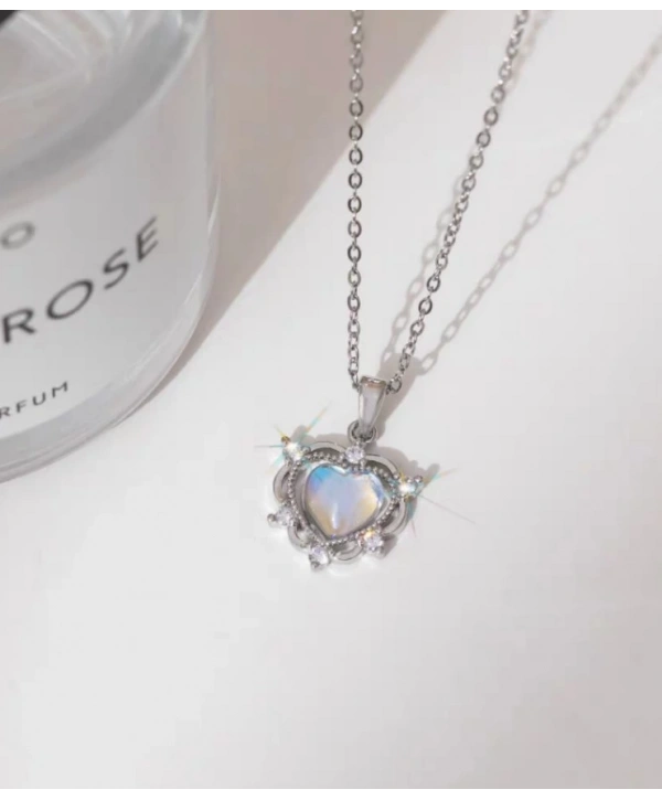 316L Çelik Zincir Gümüş Renk Kalp Model Kadın Kolye