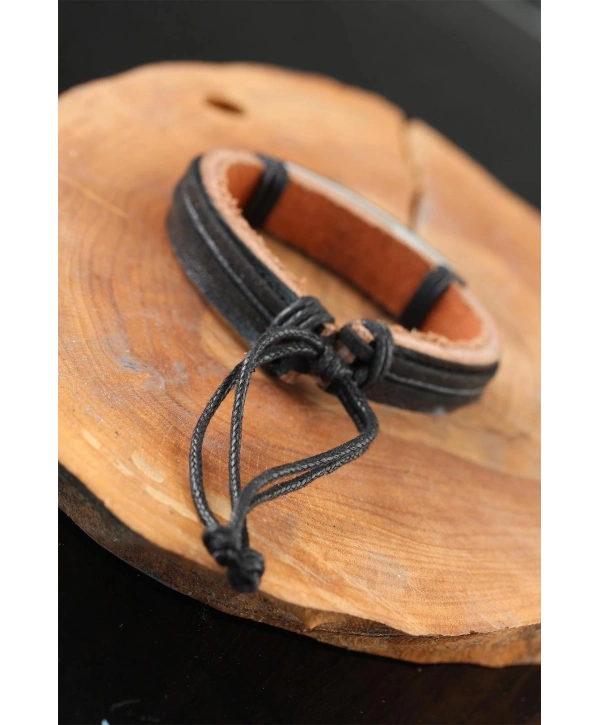 Çelik Aksesuarlı Siyah Renk Deri Erkek Bileklik