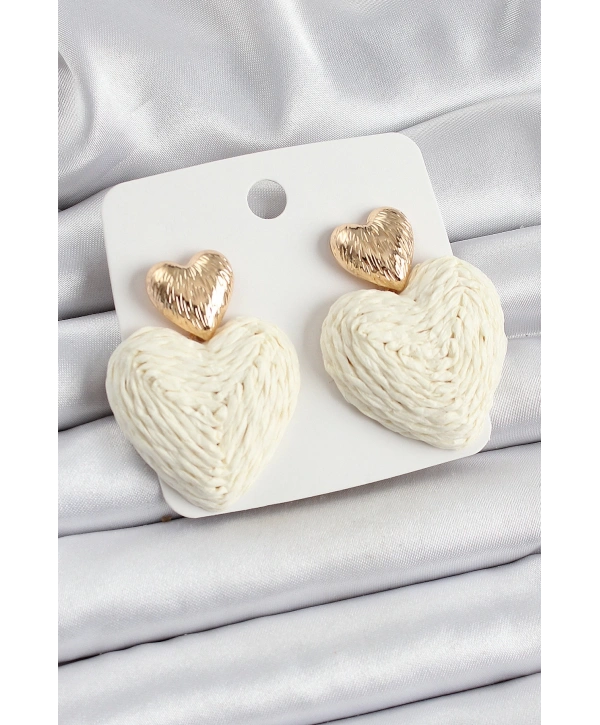 Krem Kalp Figürlü Hasır Örgü Model Gold Renk Kadın Küpe