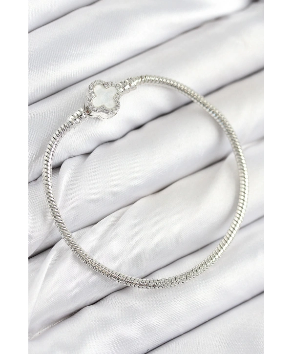 Pirinç Charm Zirkon Taşlı Yonca Model Gümüş Renk Kadın Bileklik