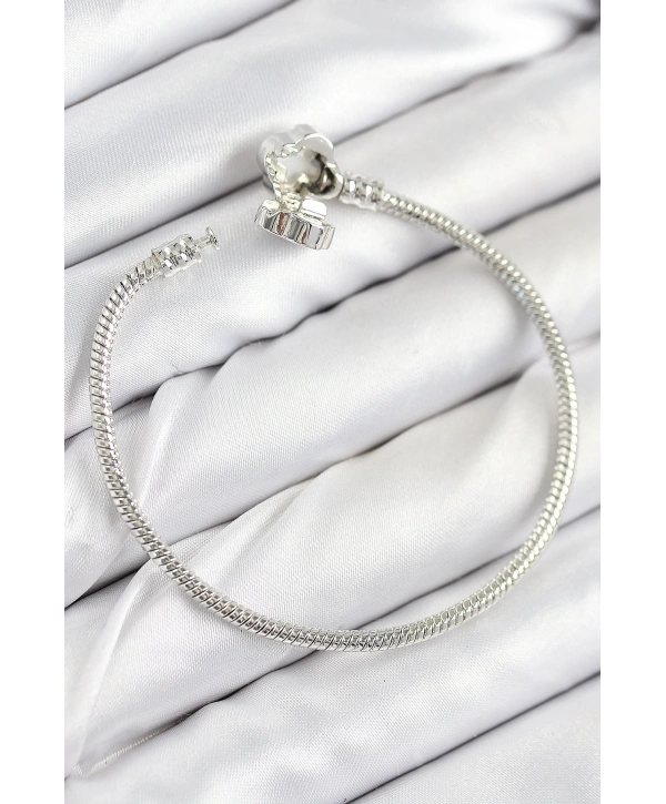 Pirinç Charm Zirkon Taşlı Yonca Model Gümüş Renk Kadın Bileklik