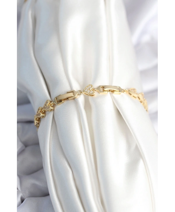 Pirinç Gold Renk Kalp Model Kadın Bileklik