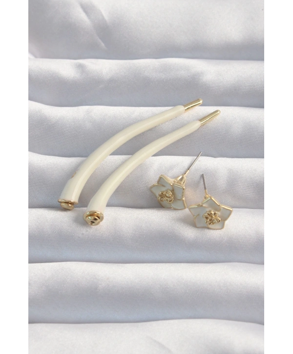 Pirinç Krem Renk Botega Küpe