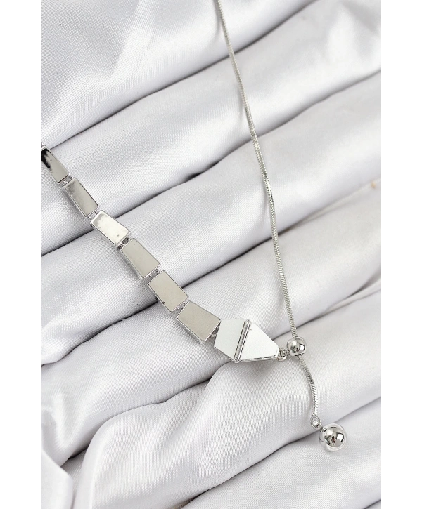 Pirinç Yılan Model Gümüş Renk Asansörlü Kadın Kolye