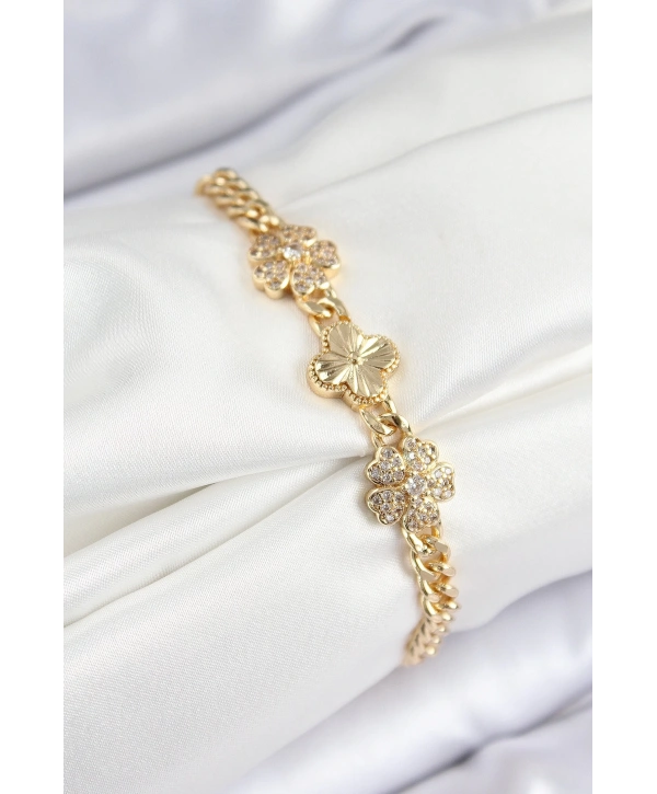 Pirinç Zirkon Taşlı Yonca Model Gold Renk Kadın Bileklik