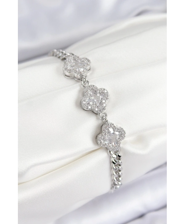 Pirinç Zirkon Taşlı Yonca Model Gümüş Renk Kadın Bileklik