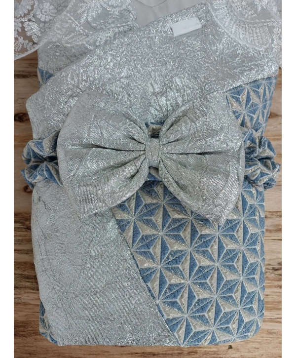 Yenidoğan Piramit Desenli Güpür İşlemeli Bebek Battaniyesi Kundak