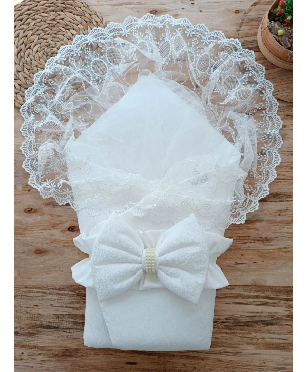 Yenidoğan Yakamoz Kumru Model Dantelli Taşlı Fiyonk Bebek Battaniyesi Kundak