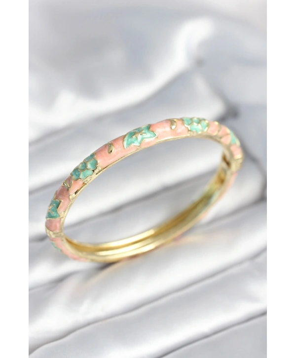 Yeşil Renk Detaylı Mineli Kelepçe