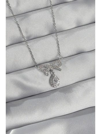 316L Çelik Gümüş Renk Zirkon Taşlı Fiyonk Detay Damla Kolye