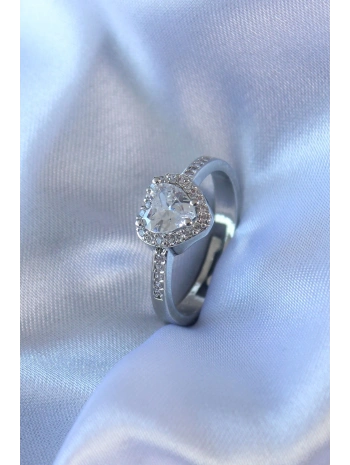 Gümüş Renk Kalp Zirkon Taşlı Charm Model Pirinç Kadın Yüzük