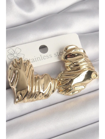 Pirinç Gold Renk İşlemeli Kalp Model Kadın Küpe