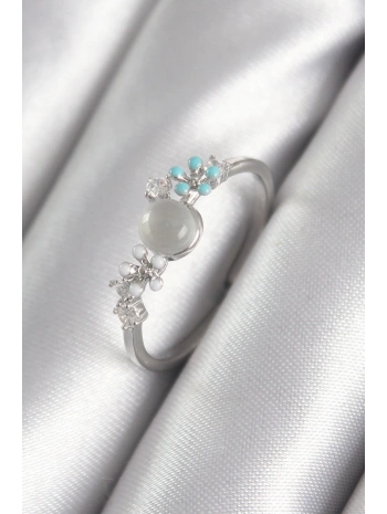 Pirinç Gümüş Renk Zirkon Taş Detaylı Beyaz Sedefli Çiçek Model Kadın Yüzük