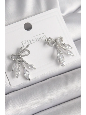 Pirinç Gümüş Renk Zirkon Taşlı Düğüm Model Damla Zirkon Taşlı Kadın Küpe