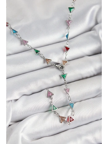 Pirinç Renkli Zirkon Taşlı Üçgen Model Gümüş Renk Kadın Y Kolye