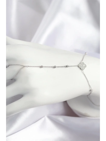 Pirinç Zirkon Taşlı Yonca Model Gümüş Renk Şahmeran