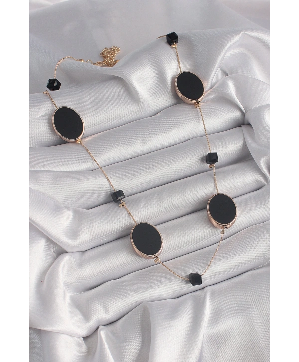 Pirinç Gold Renk Siyah Renk Oval Siyah Küp Detay Kadın Kolye