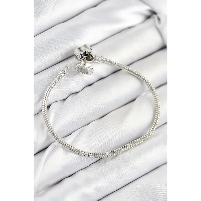 Pirinç Charm Zirkon Taşlı Yonca Model Gümüş Renk Kadın Bileklik