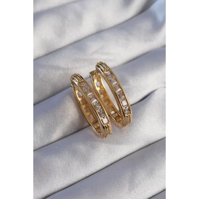 Pirinç Gold Renk Zirkon Taşlı Oval Model Küpe