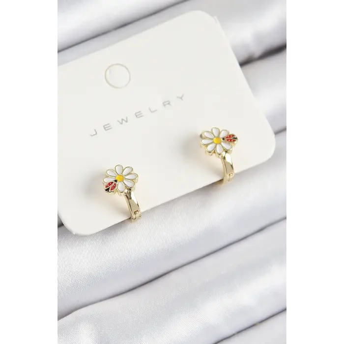 Pirinç Papatya Model Gold Renk Çocuk Küpe