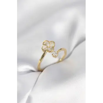Gold Renk Zirkon Taşlı Yonca Model Kadın Yüzük