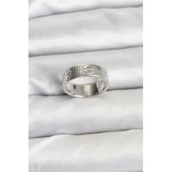 Gümüş Renk Model Kadın Yüzük