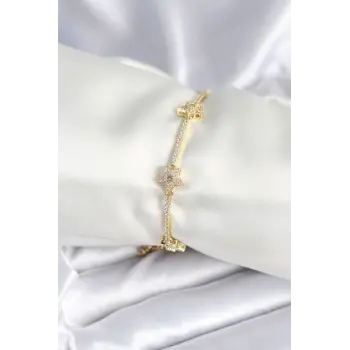 Pirinç Gold Renk Yıldız Model Kadın Bileklik