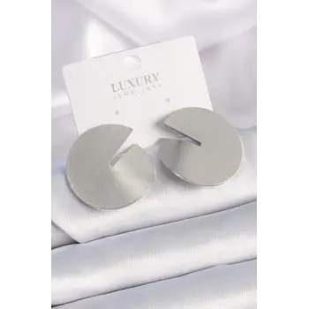 Pirinç Gümüş Renk Daire Plaka Model Kadın Küpe