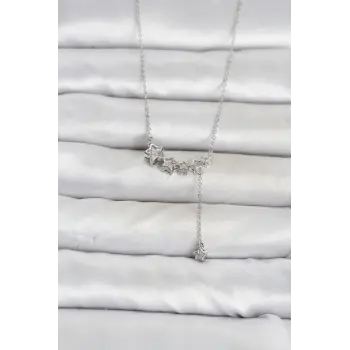 Pirinç Gümüş Renk Minimal Sallantılı Yıldız Model Kadın Kolye