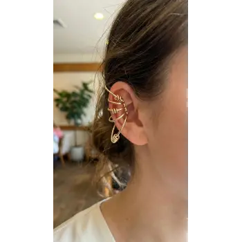 Pirinç Halkalı Model Gold Renk Kıkırdak Küpe
