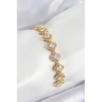 Pirinç Zirkon Taşlı Yonca Baget Model Gold Renk VIP Seri Kadın Bileklik